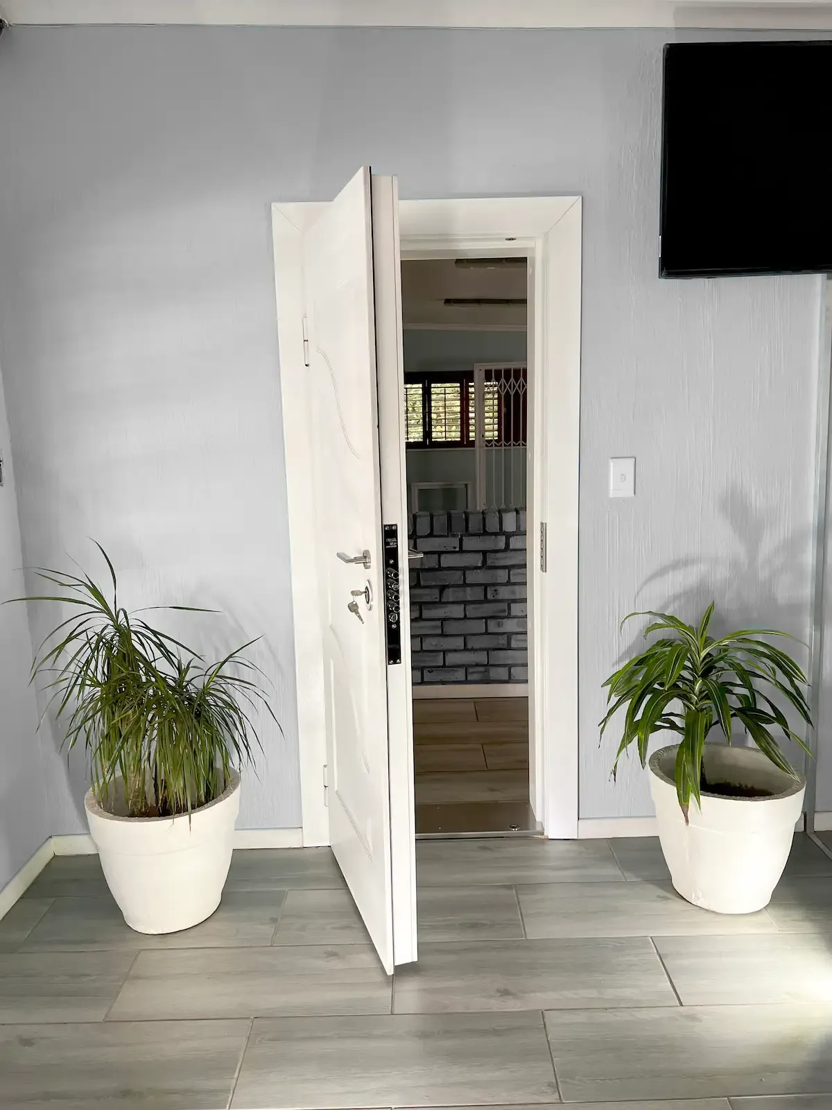 An installed DEFENDoor® armoured door.